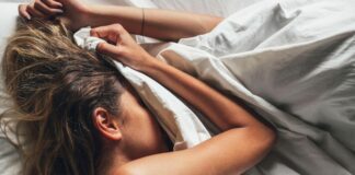 Розшифровка оцінки сну: 5 факторів і способи її покращити