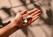 Вітамін С і його взаємодія: 5 добавок і ліків, які слід приймати окремо