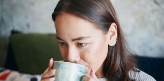 Чотири фактори способу життя, пов’язані зі зниженням ризику ранньої деменції