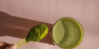Verduras diárias: o que acontece quando você bebe verduras em pó todas as manhãs?
