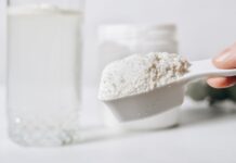 Прозорий проти сироваткового протеїну: порівняння засвоюваності та ефективності