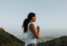 Регулювання Нервової Системи: 25 Способів Відновити Зв’язок зі Своїм Тілом